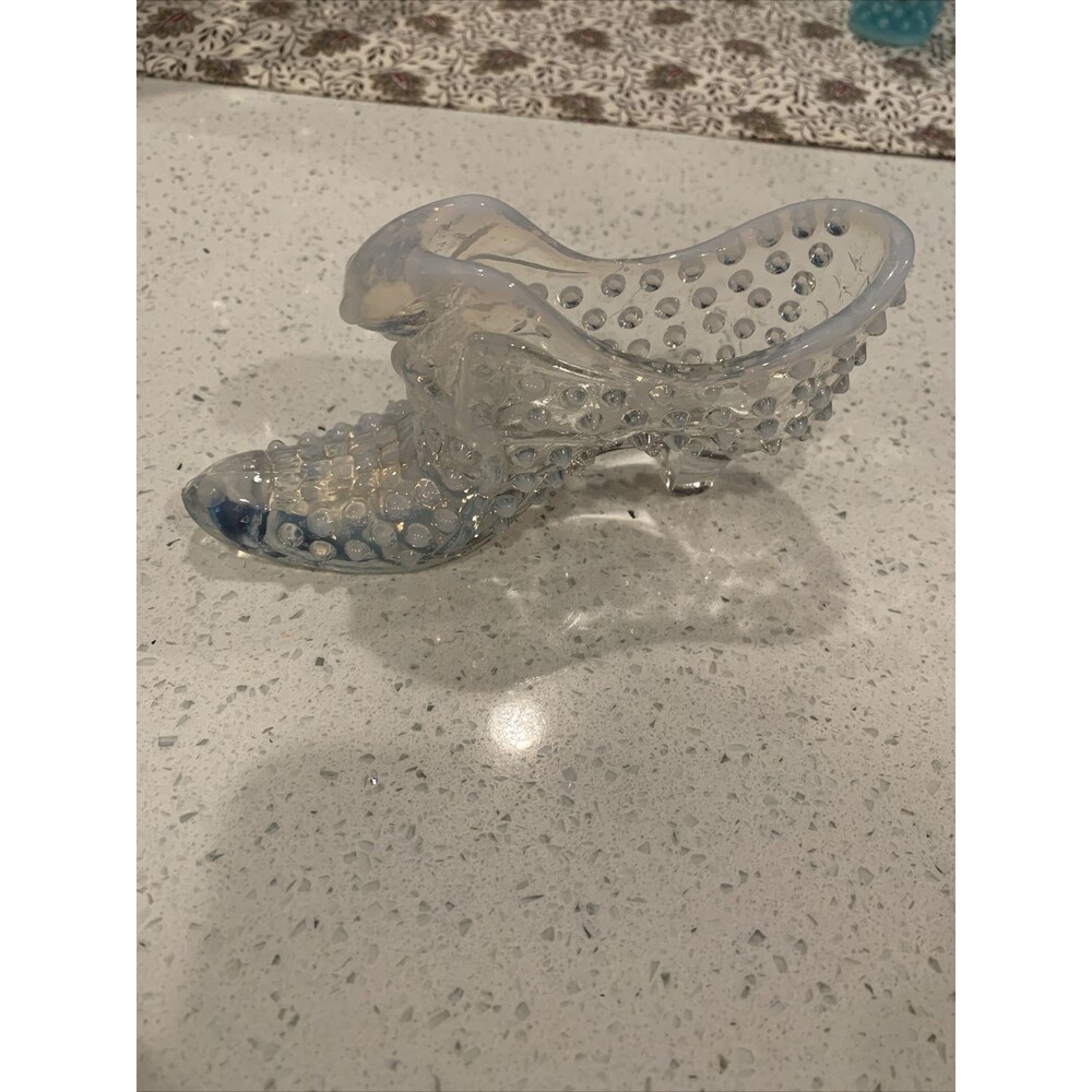 VINTAGE FENTON MOONSTONE HOBNAIL ART GLASS TOOTHPICK HOLDER WITCHES SHOE BOOT NR
